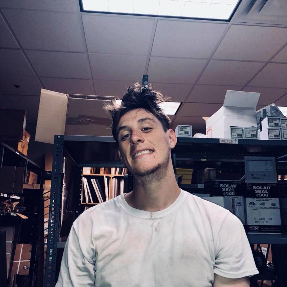 Meet your Posher, Zach